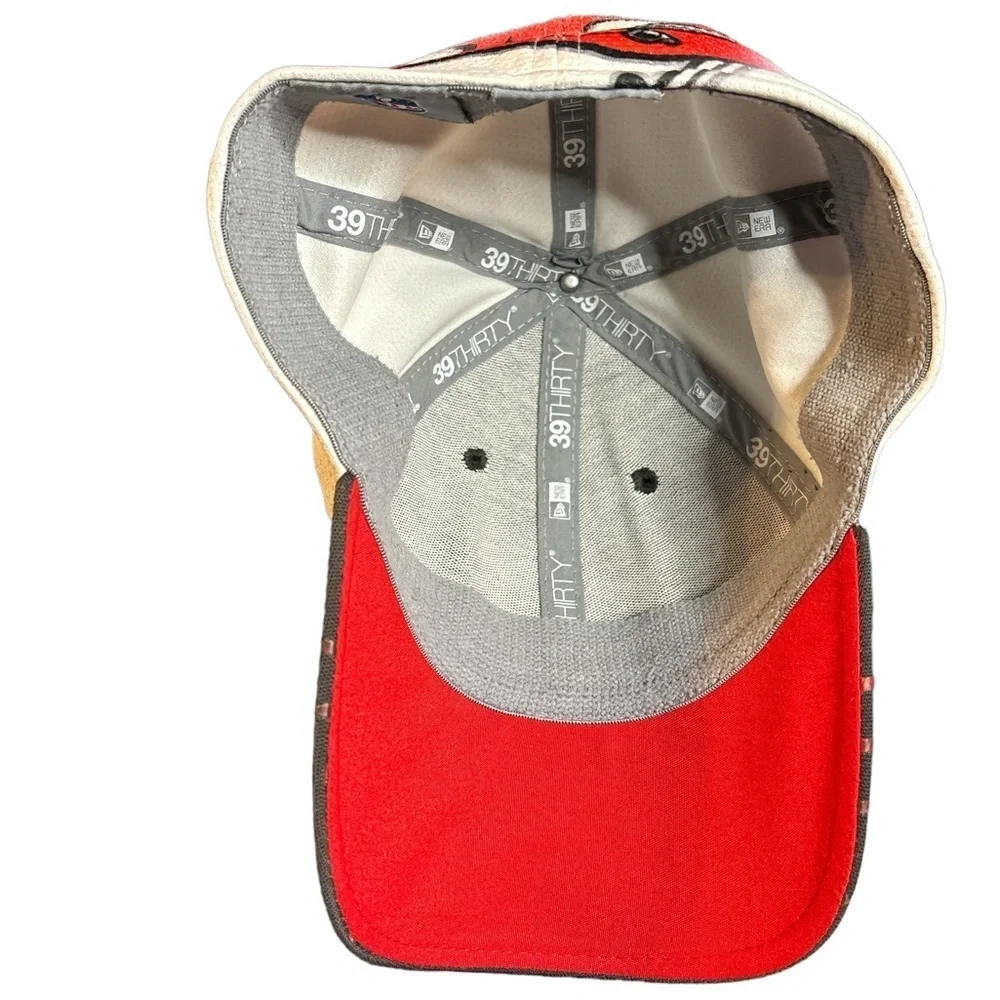New Era‎ Tampa Bay Buccaneers Stretch Fit Hat White Pewter and Red Size S/M